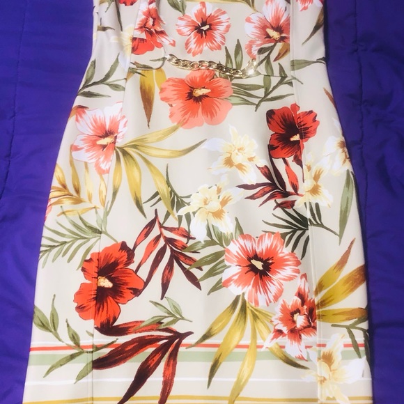 ENFOCUSED STUDIO SIZE 6 HAWAIIAN DRESS. - Picture 2 of 16